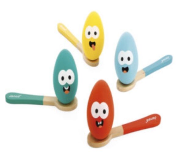 Carrera de huevitos. Janod