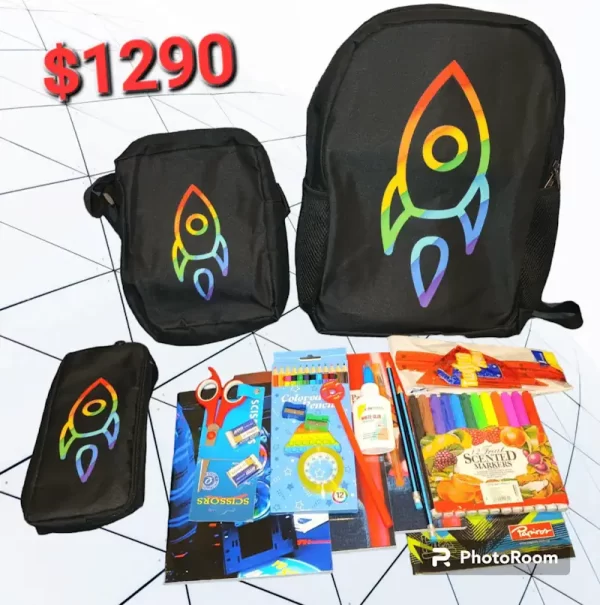 Combo mochila escolar cohete