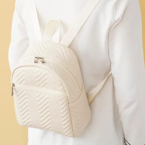 Mochila de Dama con Diseño Acolchado Chevron