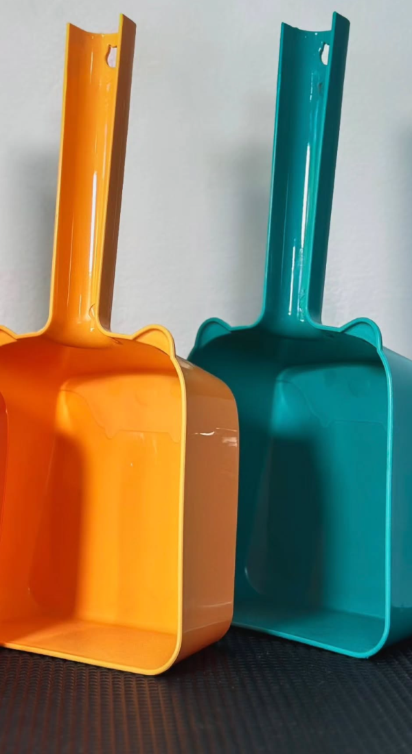 Pala Grande Para Arena Gato